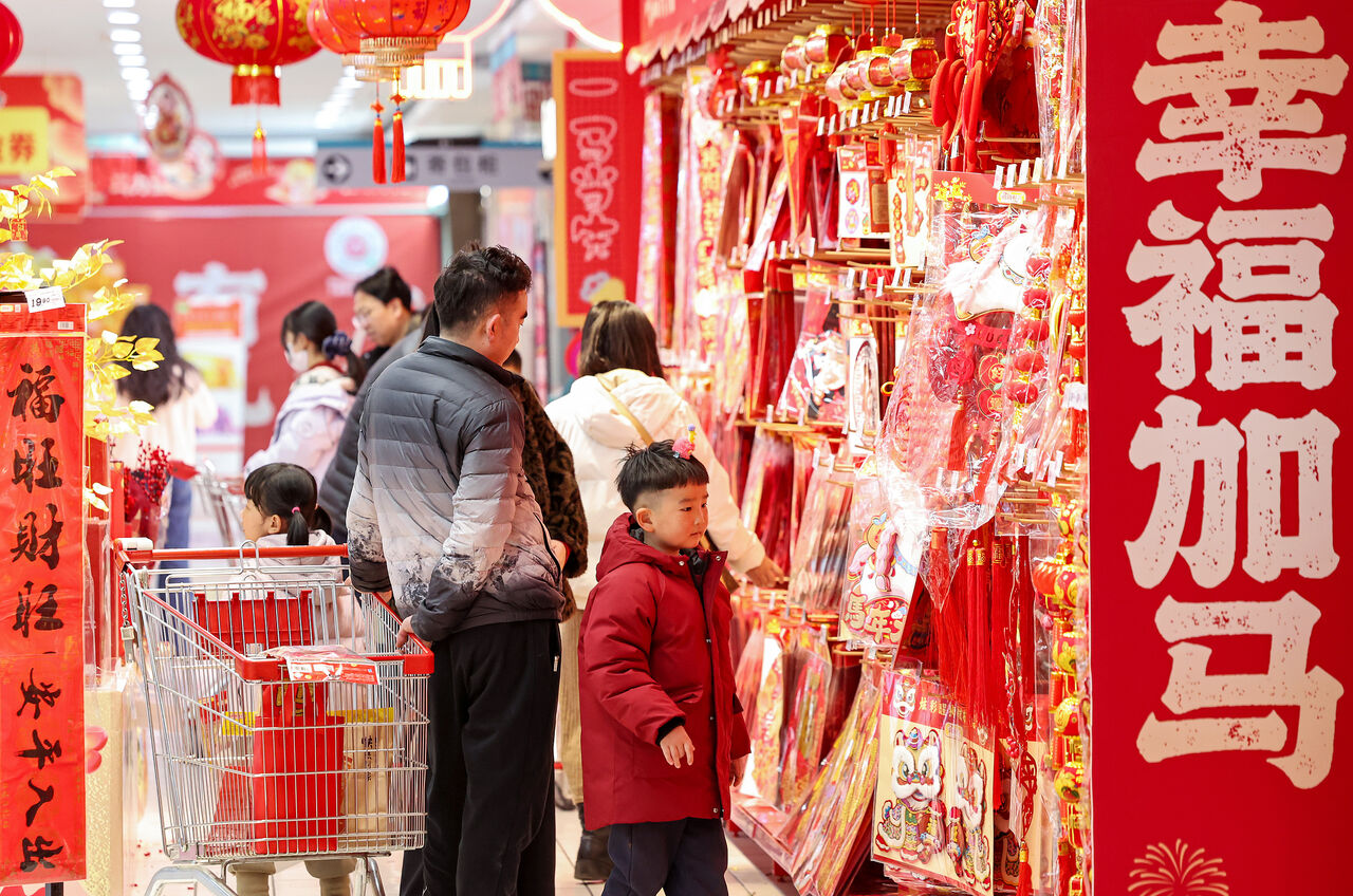 中國春節曾3次取消 文革「破四舊」春聯:三十不停戰,初一堅持幹