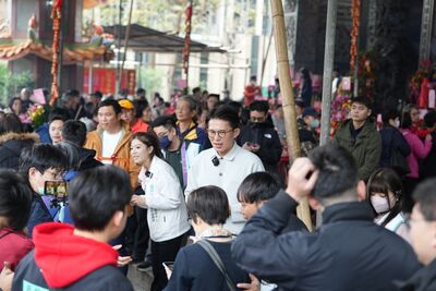 黃國昌拜年遭嗆聲　「四大金釵」林子宇反擊：精心鋪陳的惡意