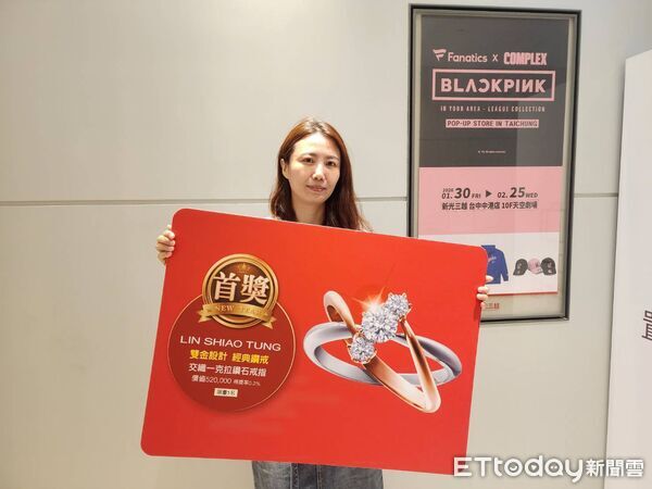 ▲新光三越抽福袋,鑽戒,GOGORO。（圖／記者游瓊華攝）