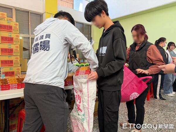 ▲奔向希望迎馬年，家扶回娘家凝聚社會愛心守護兒少成長。（圖／南投家扶中心提供）