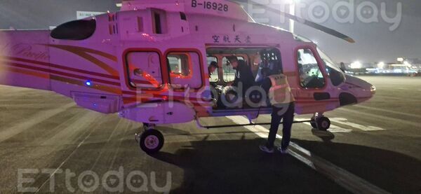 ▲▼澎湖縣長陳光復重摔！直升機送往高雄急救。（圖／民眾提供）