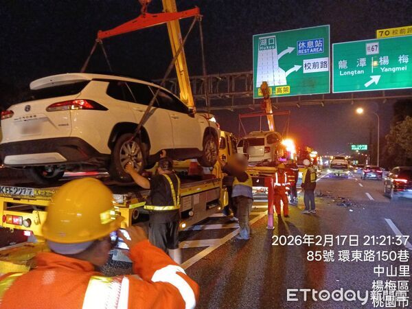 ▲▼國道五楊高架車禍。（圖／記者楊熾興翻攝）