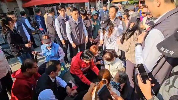 ▲▼     賴總統變身賴醫師        。（圖／民眾提供）