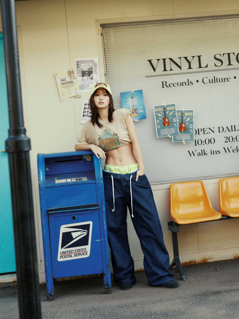 女星穿搭心機全公開！Krystal皮衣裡面竟然這樣穿？MOMO腹肌開外掛、宋雨琦天藍洋裝美到封神