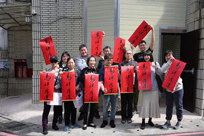 老屋裝電梯「門檻降低了」！50％住戶同意就能申請　最高補助340萬