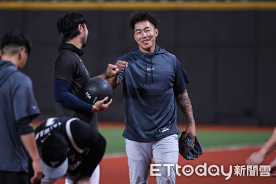 不死鳥神之左腕重現！郭泓志隨隊親自餵球　國手驚艷呼有威力
