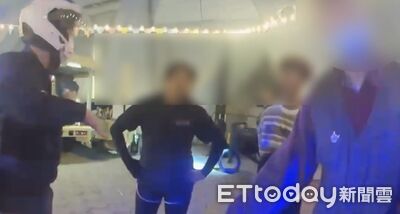 遛狗疑未牽繩出事！法鬥對戰羅威那　男主「揮杖護犬」下場曝