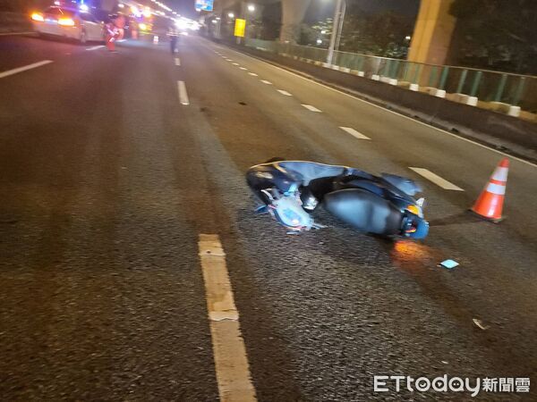 ▲▼移工誤闖國道「遭3連撞」。（圖／記者沈繼昌翻攝）