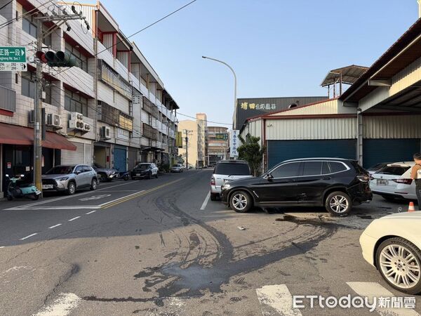 ▲▼彰化毒駕，男肇事逃逸，衝撞派出所階梯起火。（圖／記者唐詠絮翻攝）