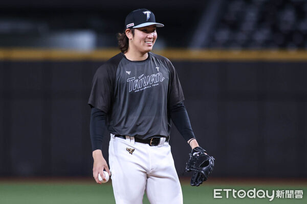 ▲▼旅日投手古林睿煬、孫易磊、張峻瑋已率先向球隊報到             。（圖／記者劉亮亨攝）