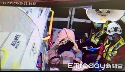 33歲孕婦初四如廁急產！男嬰掉進馬桶　臉部朝上狂哭幸運獲救