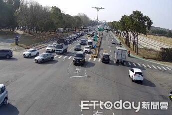 連假進尾聲！台南車流量破26萬輛次　交通局啟動號誌調整應戰