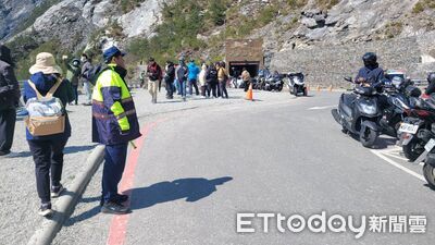 春節南橫車潮湧現　關山警強化疏導與取締維護順暢安全