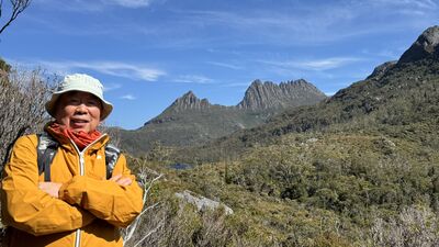 華夏國際董座董兆麟趕完尾牙　遠離塵囂偕妻女飛澳洲塔斯馬尼亞