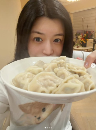 ▲▼陳妍希。(圖/翻攝自Instagram/yanxi531)