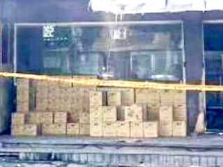 檳榔攤前縱火！半裸披越南國旗擋大車　失聯移工下場曝