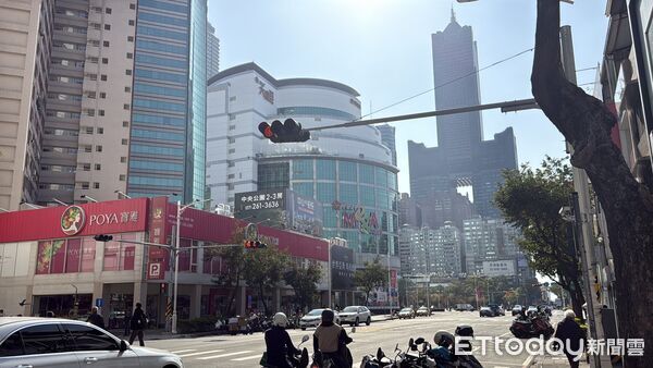 ▲▼  三多商圈           。（圖／記者張雅雲攝）