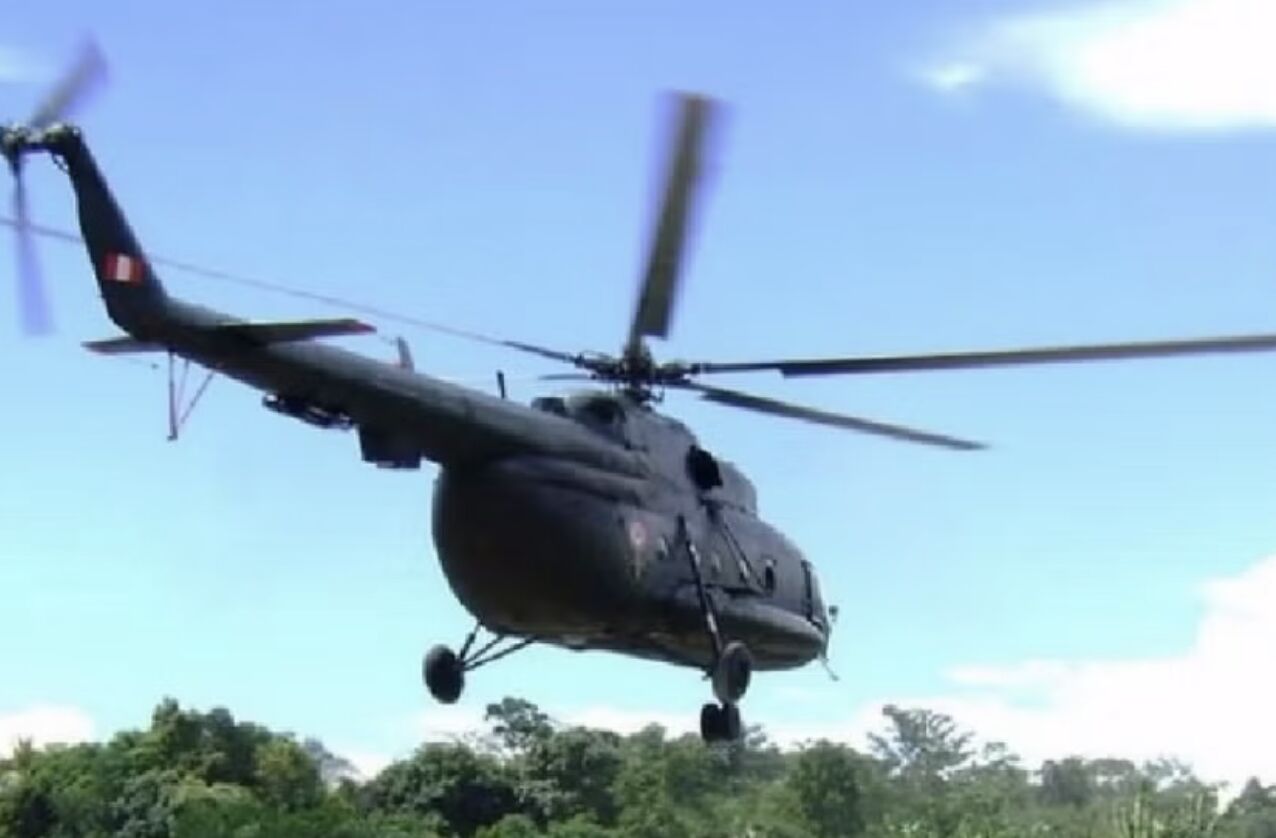 ▲秘魯軍用直升機墜毀。（圖／翻攝X）