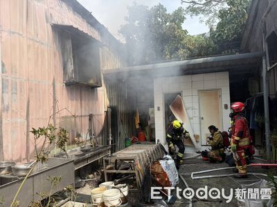 快訊／屏東食品工廠火警！警消出動40人救援　5人送醫