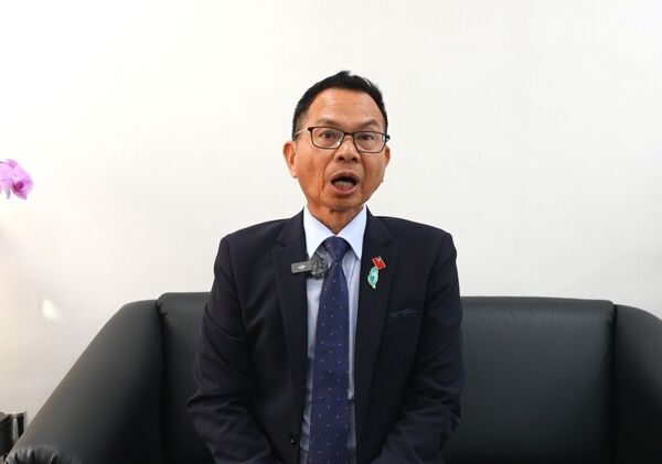 ▲針對立法院長韓國瑜邀請總統賴清德到立法院國情報告，陳清龍說明民眾黨團立場。（圖／民眾黨團提供）