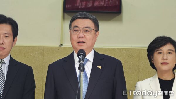 ▲▼行政院長卓榮泰受訪。（圖／記者陳煥丞攝）
