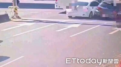 北市基隆路3車事故!多元計程車右側超車連環撞...公車也遭殃