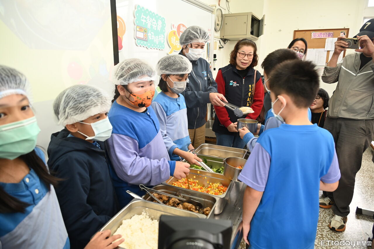 台東公立國中小營養午餐全面免費上路 饒慶鈴:嚴把食安關卡