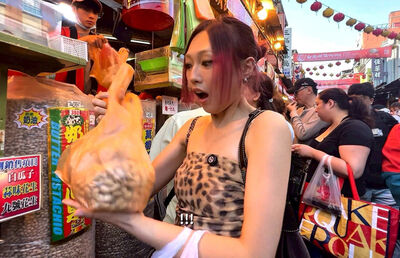 公司尾牙伴舞竟是女星！　員工眼尖認出秒掀暴動