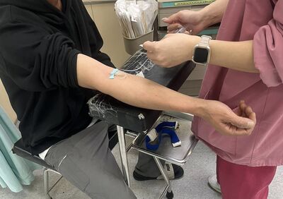 東石烤蚵吃到飽爆食物中毒　一票人崩潰刷負評「黏在馬桶上」