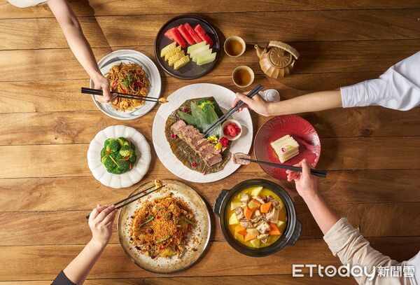 ▲瀚寓酒店館內弈夢紅樓餐廳即日起至4月30日，4人以上同行用餐立享85折。（圖／瀚寓酒店提供)