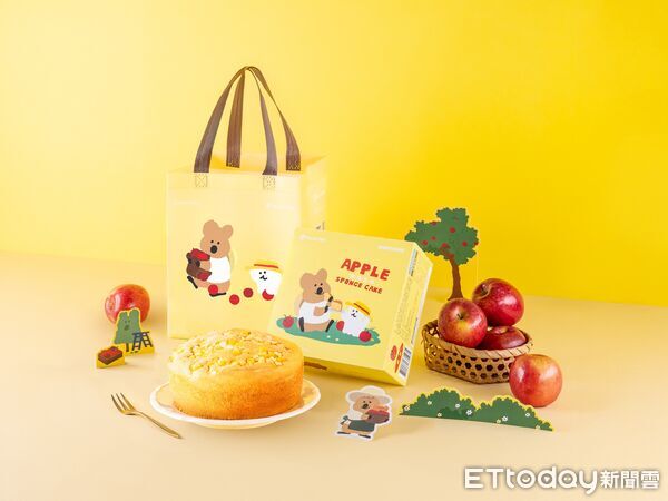 ▲▼「春上布丁蛋糕」攜手超人氣IP「DINOTAENG」推出聯名「蘋果蛋糕」、限量周邊。（圖／春上布丁蛋糕提供）