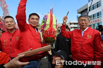 2026苗栗火旁龍盛會熱鬧登場 鍾東錦、柯文哲連袂點睛祈福