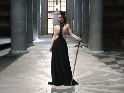 蔡依林布拉格廣場圓夢！　「辣洩水蛇腰」竟遇勁敵：比我還漂亮