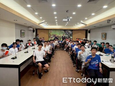 嘉義高中115學測奪滿級分狀元 百人破50級分創佳績