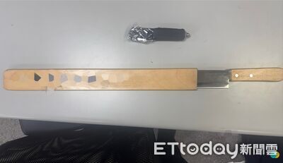 捷運工地喋血！不爽主管刁難離職　前員工帶西瓜刀+折疊刀砍他