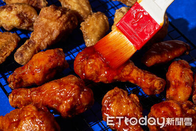 本村炸雞高雄首店今日開幕　限時3天「買1送1」