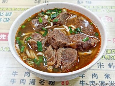 吃不飽還能免費加湯加麵！中壢73年紅燒牛肉麵　湯頭溫潤不死鹹