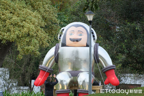 ▲2026台北燈節今（25日）點燈花博展區,2026台北燈節。（圖／記者彭懷玉攝）