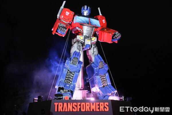 ▲2026台北燈節今（25日）點燈花博展區,2026台北燈節。（圖／記者彭懷玉攝）