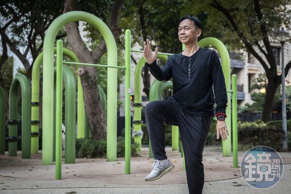 台股多頭總司令、國泰投信前董事長張錫，在台股衝3萬3000點時，反而選擇讓自己慢下來，只選擇最有把握的投資送分題。