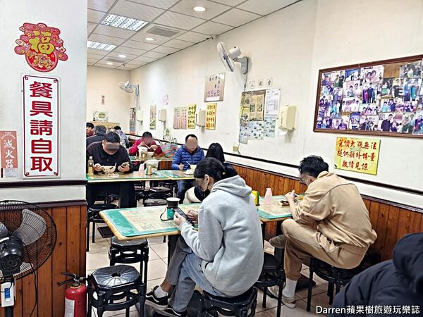 ▲▼正宗新明老牌牛肉麵。（圖／部落客Darren蘋果樹旅遊玩樂誌授權提供）