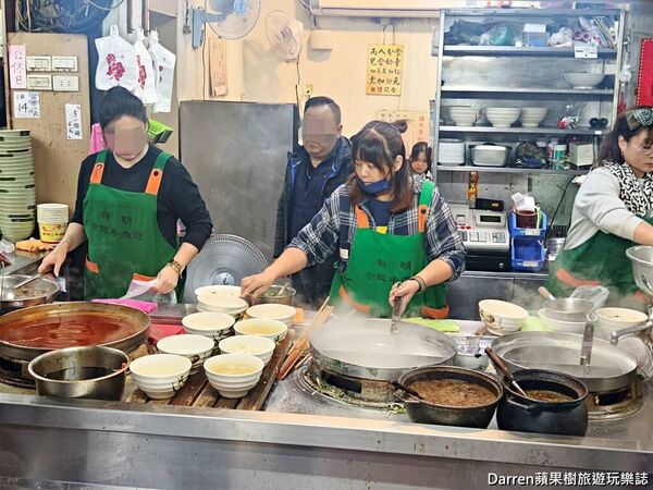 ▲▼正宗新明老牌牛肉麵。（圖／部落客Darren蘋果樹旅遊玩樂誌授權提供）