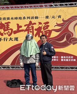 台南元宵雙強登場！鹿耳門花火、鹽水蜂炮接力上陣　南消：全身包緊才是王道