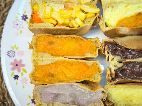 ▲▼小燕姊紅豆餅。（圖／部落客VIVIYU小世界授權提供）