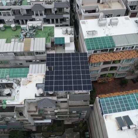 ▲台南推動再生能源採「屋頂優先」的策略，獲得民眾高度參與與支持，和前一年相比成長10.8%。（圖／南市經發局提供 ）