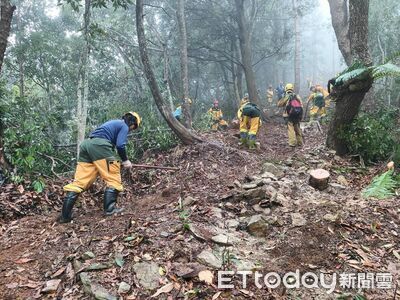埔里森林大火延燒13天！老天下雨幫滅火　焚燒逾40公頃