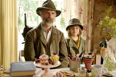 狂賣2億台幣！德國影帝化身傳奇「送書人」　真人真事感動全網