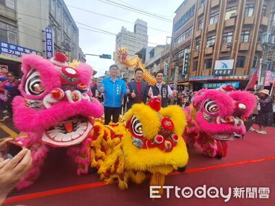 東勢120斤新丁粄盛大登場  踩街活動嗨到最高點