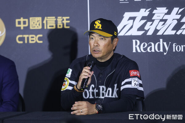 ▲福岡軟銀隊監督小久保裕紀。（圖／記者林敬旻攝）