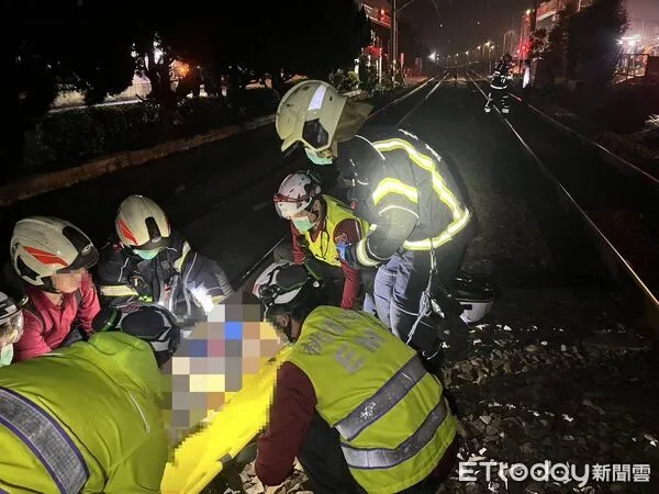 ▲▼桃園行人過平交道遭自強號猛撞　頭骨變形，腦組織外溢送醫。（圖／桃園市消防局）